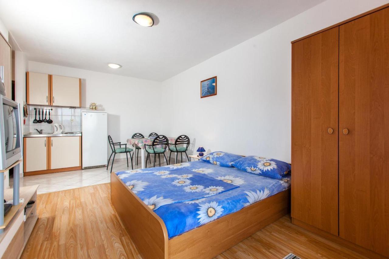 Apartments Blazenka Lokva Rogoznica Exterior foto